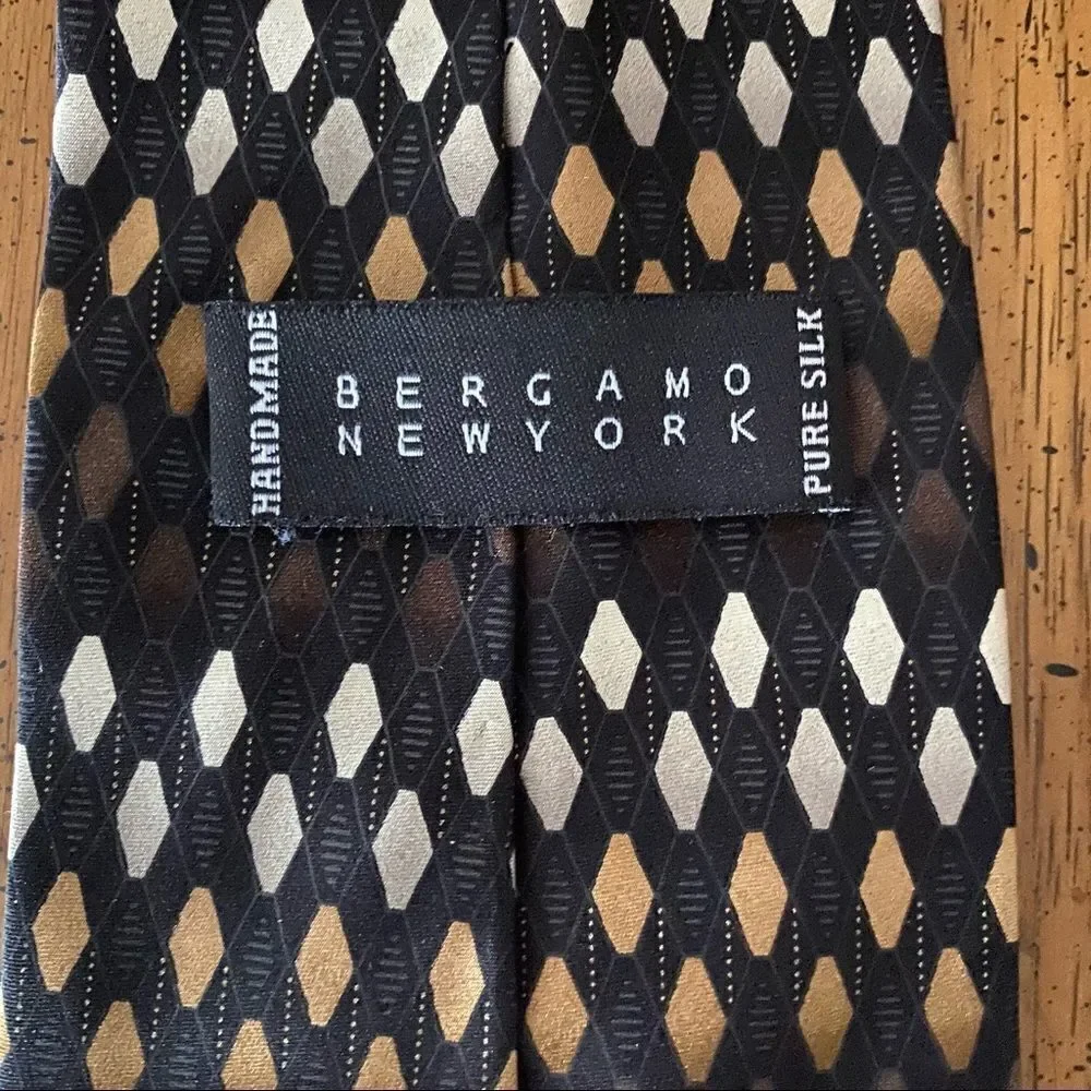Bergamo New York Tie Handmade Diamond Pattern Business Casual Formal Classic - Picture 5 of 11